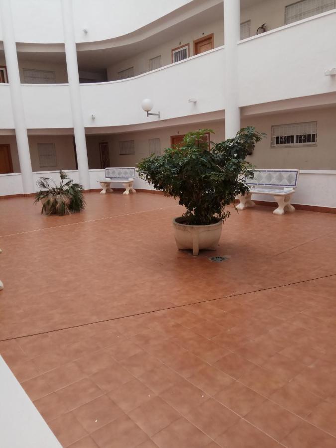 Apartament Margaret Torrevieja Zewnętrze zdjęcie